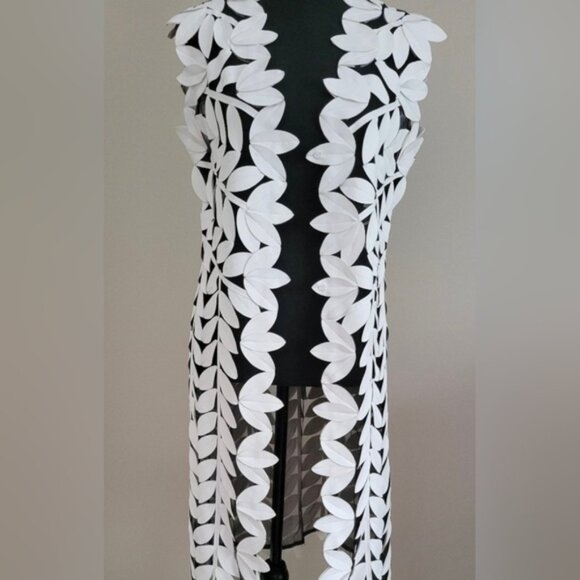 STUNNING Faux Leather White Leaf Vest - Picture 1 of 5